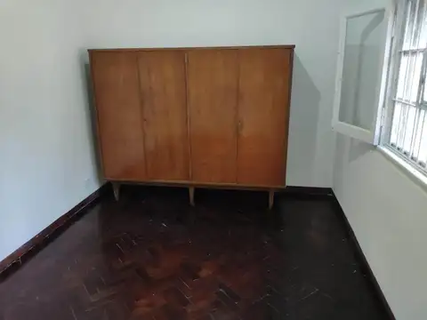 Depto Tipo Casa en Alquiler 49 años