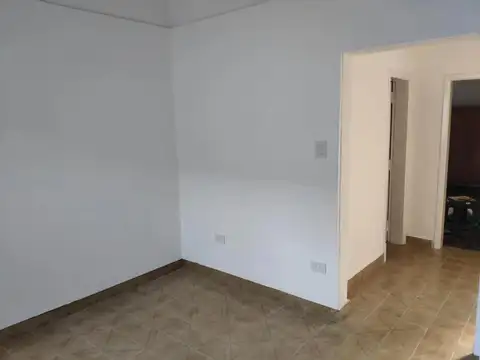 Depto Tipo Casa en Alquiler de 2 ambientes