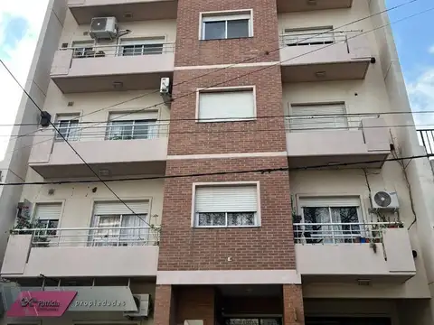 San Martin 500, Piso 4°