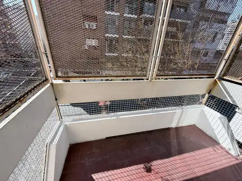 Departamento en Alquiler en Parque Chacabuco, $ 850.000