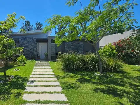 Barrio San Matias 100