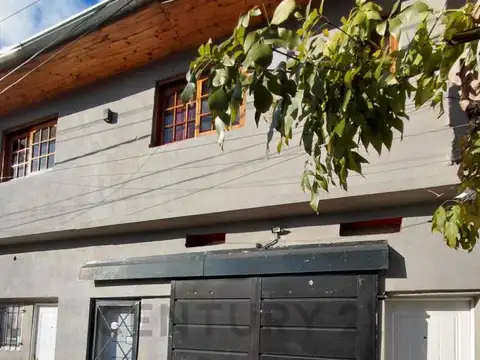 Casa 7 ambientes con 4 baños