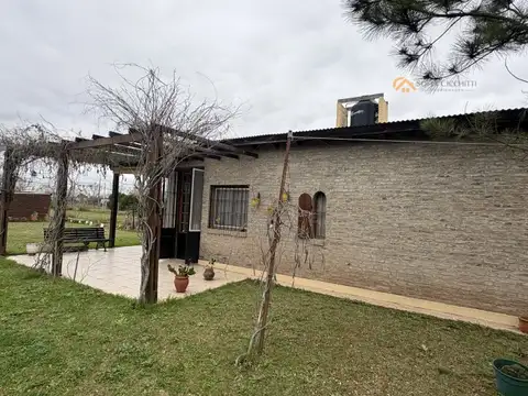 Casa 2 ambientes con 1 baño