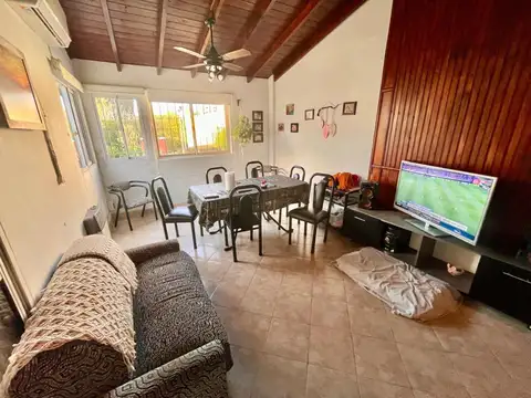 Casa 3 ambientes con 1 baño