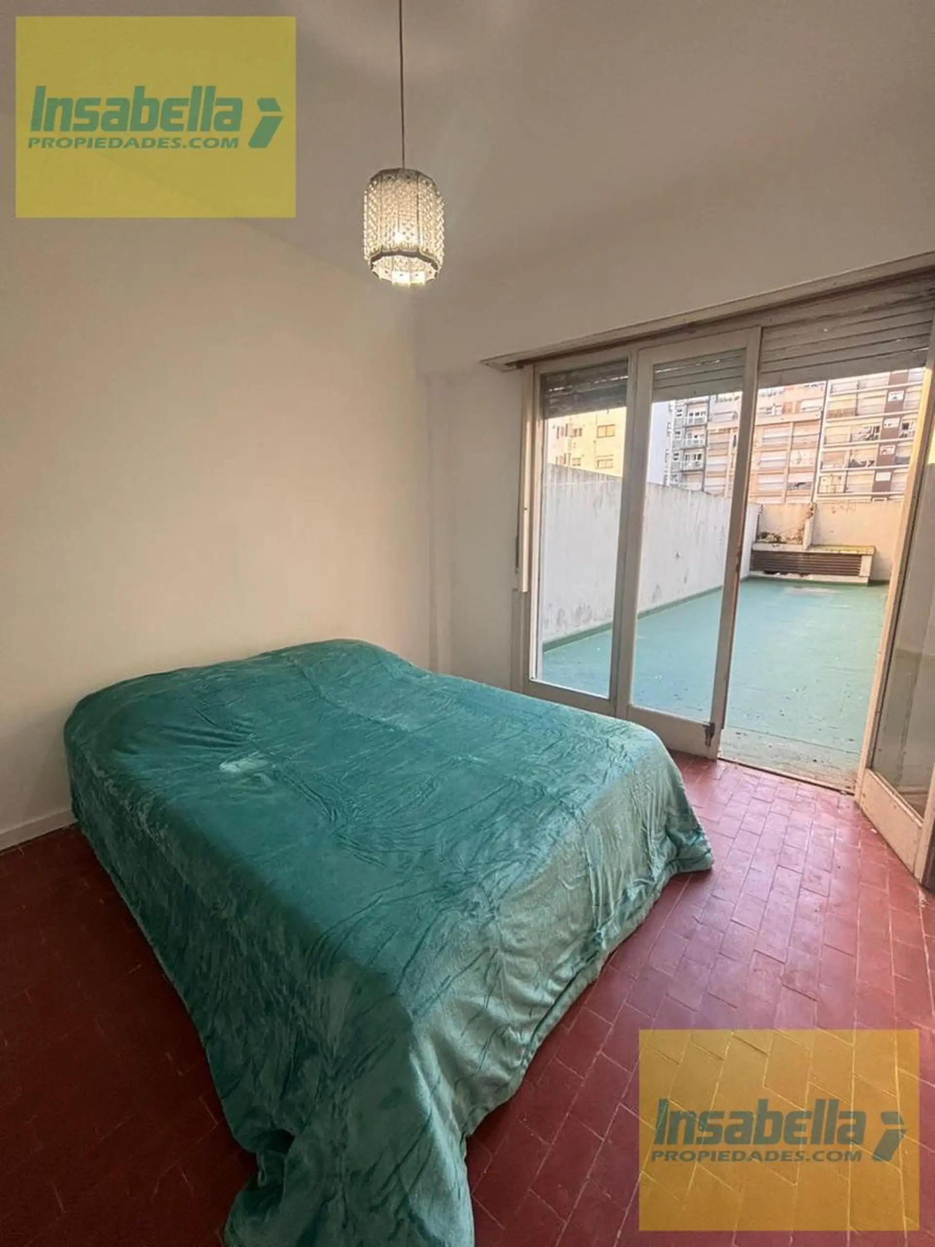 Depto 2 amb, 62m² con cochera cubierta — Terminal Vieja