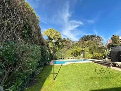 Casa en Alquiler en Playa Grande, USD 3.500