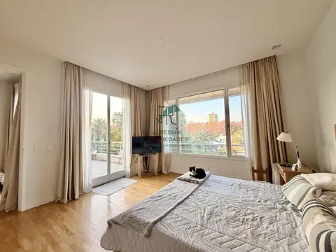 Casa en Venta en Vicente Lopez Vias / Rio, USD 1.600.000