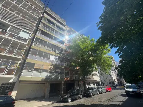 A una cuadra de Rivadavia con Patio