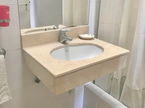 Depto Tipo Casa en Venta en Barrio Cube, USD 60.000