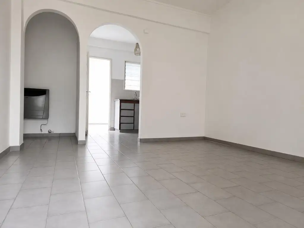 2 Esquina 67 , Piso PB