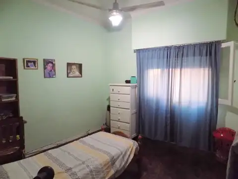 CASA EN VENTA CON 5 DORMITORIOS EN JOSE MARMOL