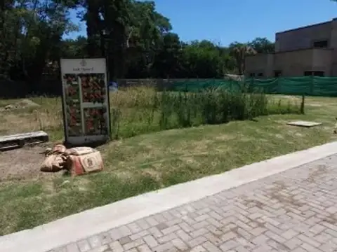 ADG. Lote en venta en Los Pinos II Tortuguitas
