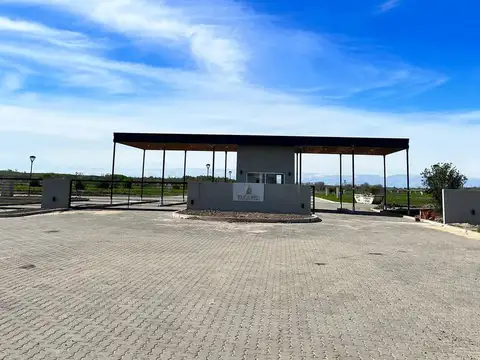 Terreno en Venta 30  mts Fondo