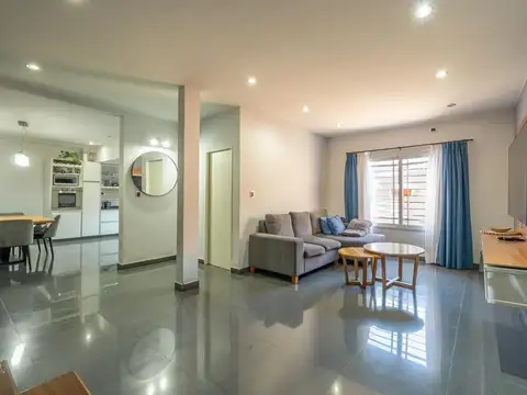 VENTA PH EXCELENTE, 3 DORMITORIOS L. DE ZAMORA