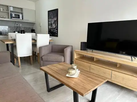 Av Juan de Garay 700, Piso 21