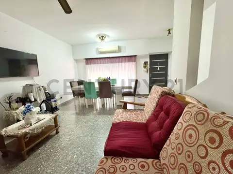 VENTA TRIPLEX 4 AMBIENTES EN CIUDAD JARDIN