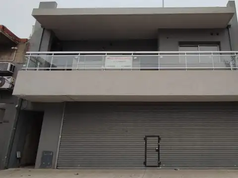 Depto 2 amb. Con balcón.