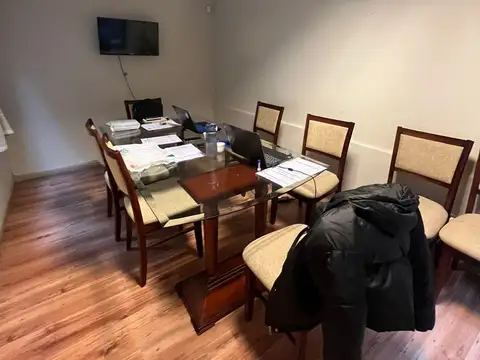 Venta oficina ciudad godoy cruz impecable