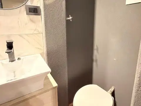 Depto Tipo Casa en Venta con 1 cocheras