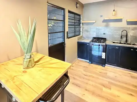 Depto Tipo Casa en Venta de 4 ambientes