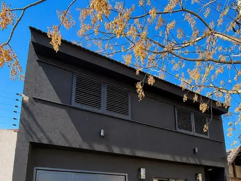 Venta de casa 4 ambientes a estrenar