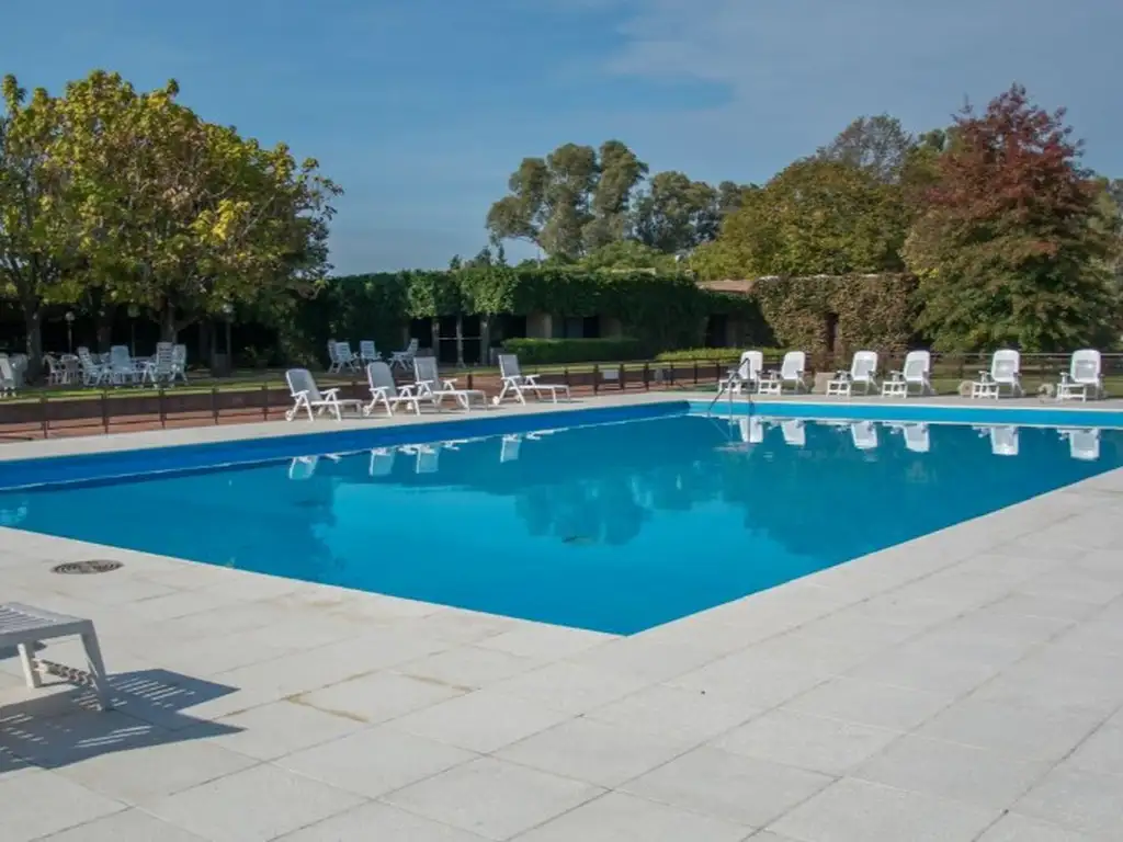 Áreas comunes piscina, gimnasio, club-house, juegos en Mayling