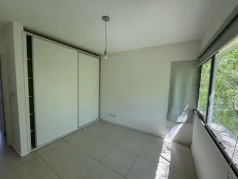 Departamento en Alquiler con 1 cochera