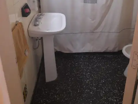 Depto Tipo Casa en Venta en Ramos Mejia, USD 75.000