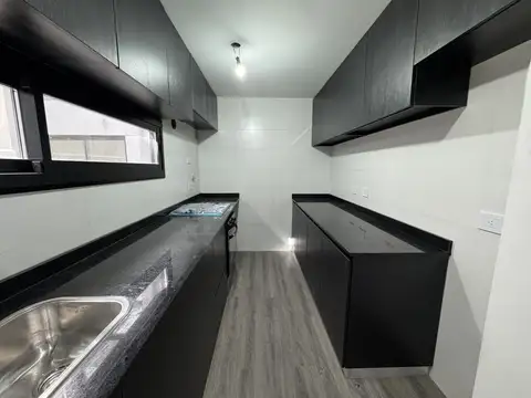 DEPARTAMENTO EN VENTA DEVOTO 4 AMBIENTES COCHERA