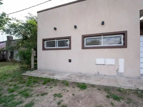 Depto Tipo Casa en Venta con 1 cocheras