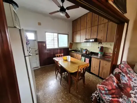 CASA 3 AMB., EN LOTE 8,66 X 35,85