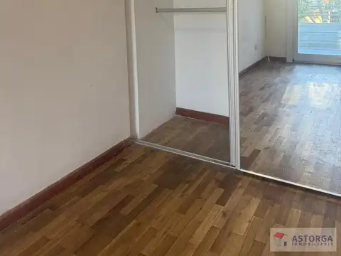 Depto Tipo Casa en Alquiler de 2 ambientes