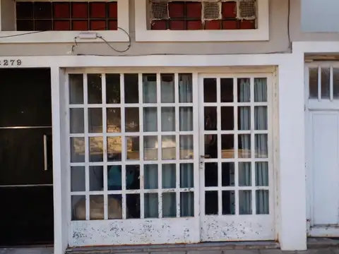 Ramon B. Castro al 2200