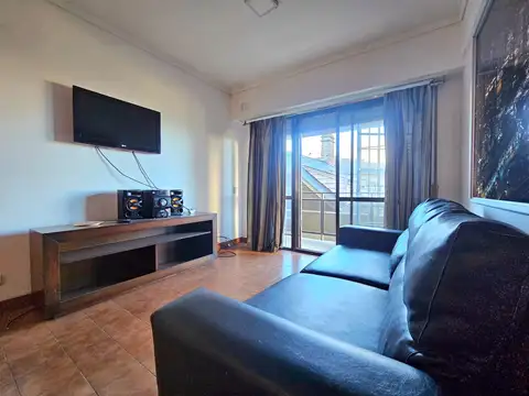 Gascon 100, Piso PB