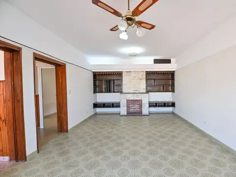 Departamentos + locales céntrico con 600m2 de lote