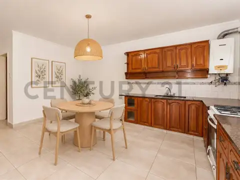 Casa en venta en Ensenada de 2 dormitorios y parque