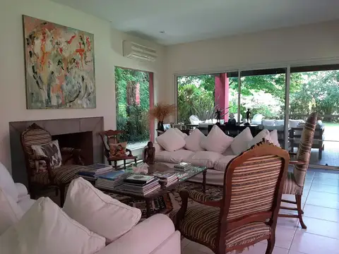 Casa en Venta en Pilar, USD 495.000