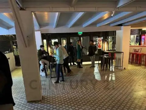 SALON COMERCIAL EN SAN JUAN CAPITAL