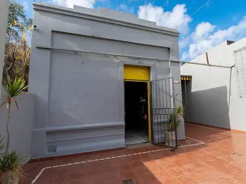 Venta LOCAL COMERCIAL sobre Av. General Paz