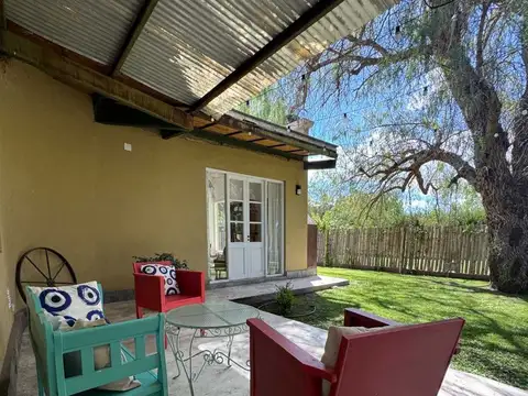 Casa en alquiler amoblada en Chacras de Coria.