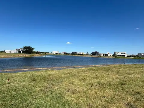 Oportunidad  Lote en Santa Clara al Sur - Venta - a la laguna