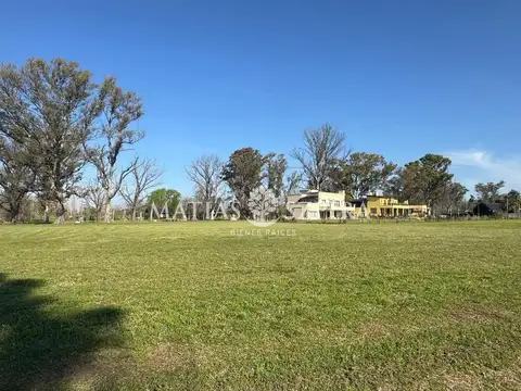 LOTE EN VENTA EN LA ELINA FINANCIADO