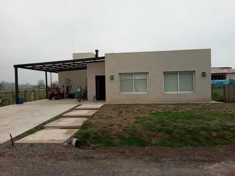 Casa en Venta  en Nortes del Pilar, 4 ambientes