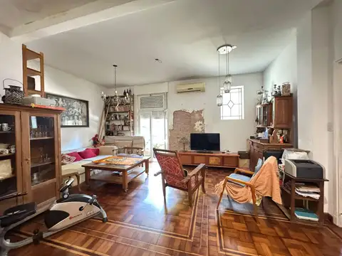 Depto Tipo Casa 5 ambientes con 2 baños