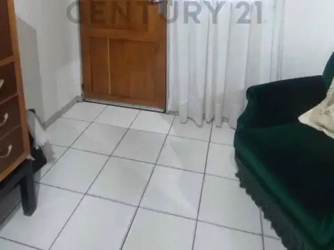 Salvador Reta 600, Piso 0