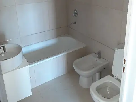 Departamento 3 ambientes con 2 baños