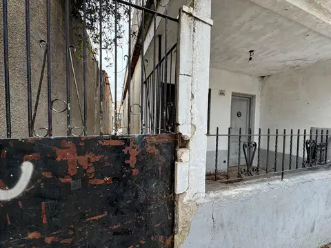 VENTA CASA + LOCAL + DEPTOS EN JOSE C PAZ- S.PAULA