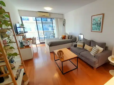 Belgrano - Impecable Departamento con Balcón,  Cochera y Baulera!