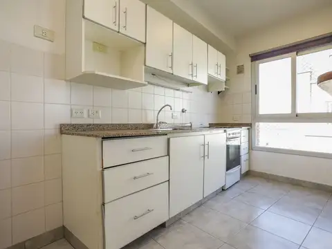 3 AMBIENTES CON BALCON QUINCHO Y TERRAZA  PROPIA