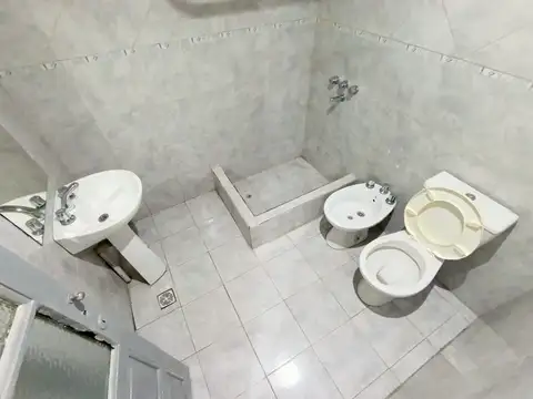 Depto Tipo Casa en Alquiler en Tablada, $ 400.000